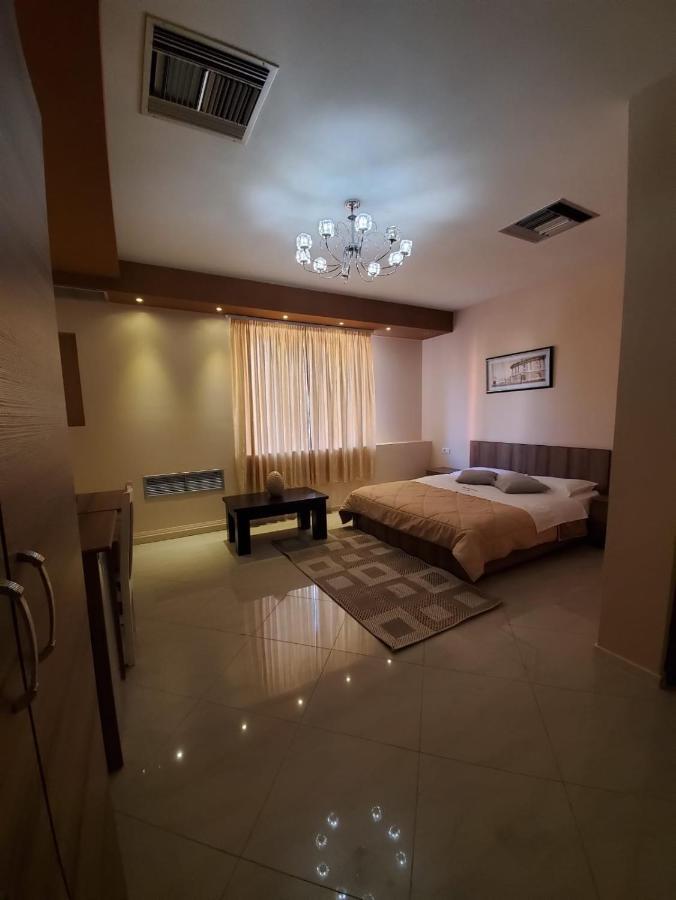 Hotel Alysa Корча Екстериор снимка