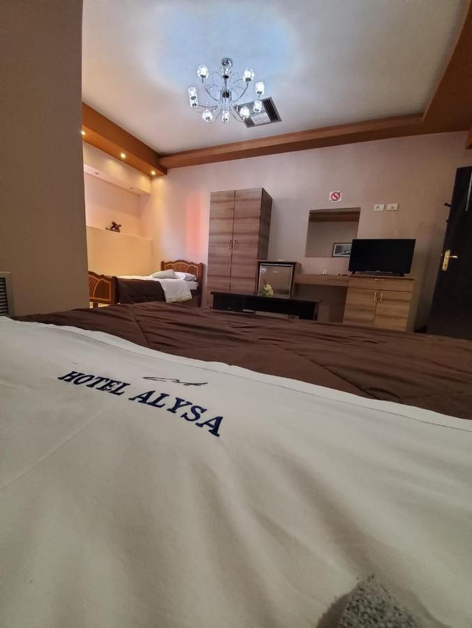 Hotel Alysa Корча Екстериор снимка