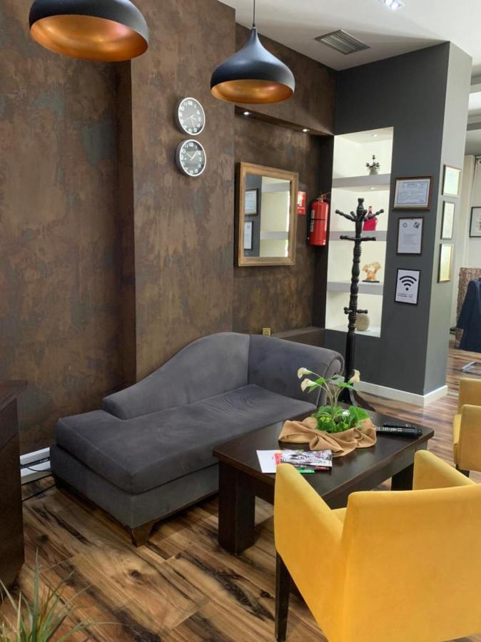 Hotel Alysa Корча Екстериор снимка