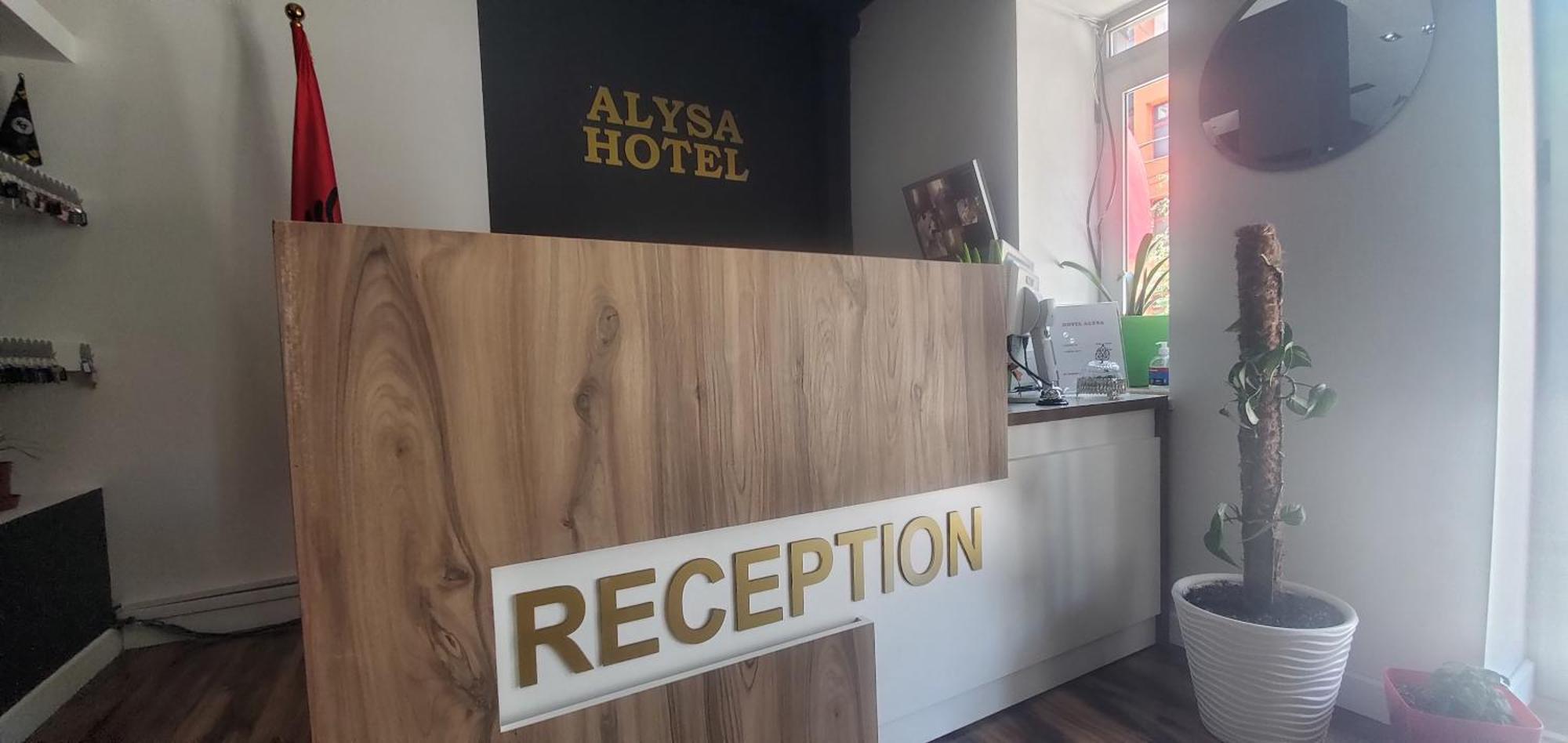 Hotel Alysa Корча Екстериор снимка